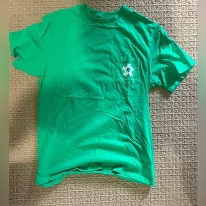 Men’s Vineyard Vines soccer graphic t-shirt